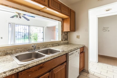 5080 Elmhurst Rd unit C, West Palm Beach, FL 33417 - photo 5