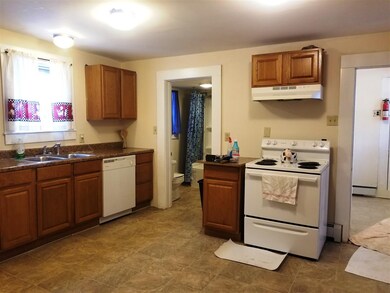 22 Maple St unit Downstairs, Lincoln, NH 03251 - photo 6