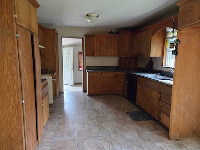 229 Alan St, Texarkana, TX 75501 - photo 5