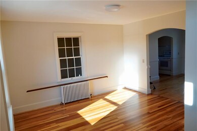 286 County Rd unit 1, Barrington, RI 02806 - photo 4