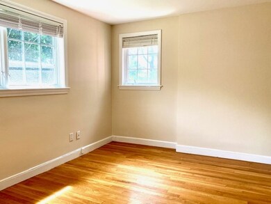 37 Linden St unit 17, Wellesley, MA 02482 - photo 6