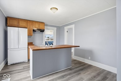 525 3rd St, Shelbyville, IN 46176 - photo 7