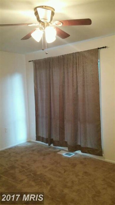 8714 Village Square Dr, Alexandria, VA 22309 - photo 7