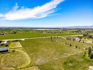 West boundary line. Views to the West.