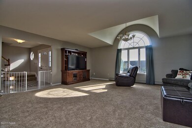 912 Apple Tree Rd, Moscow, PA 18444 - photo 7