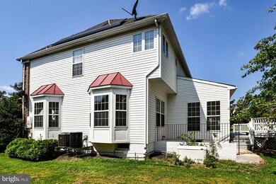 4402 Harbour Town Dr, Beltsville, MD 20705 - photo 5