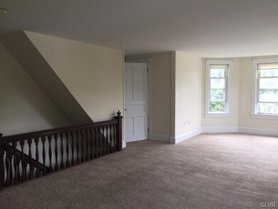 202 Old Easton Rd unit B, Stockertown, PA 18083 - photo 3