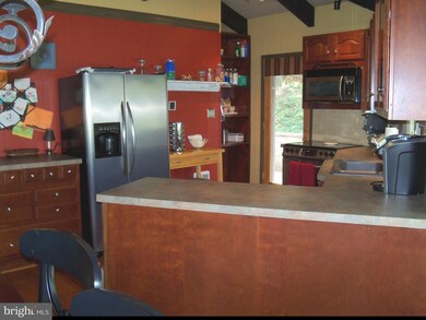 103 Linda Ln, Basye, VA 22810 - photo 3