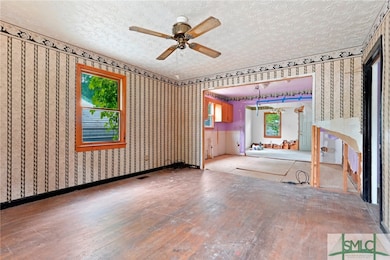 2110 E 56th St, Savannah, GA 31404 - photo 3