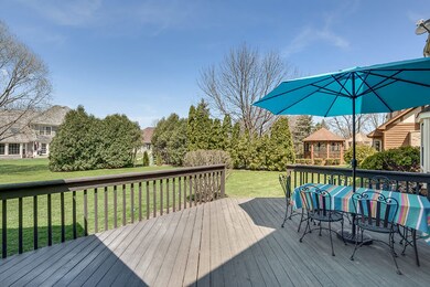 977 Lund Ln, Batavia, IL 60510 - photo 5