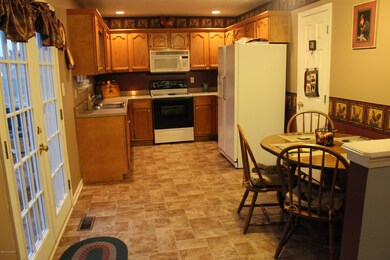 195 Aulbern Dr E, Mount Washington, KY 40047 - photo 6