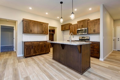 882 S Parkside Cir unit Lot 121, Nixa, MO 65714 - photo 4