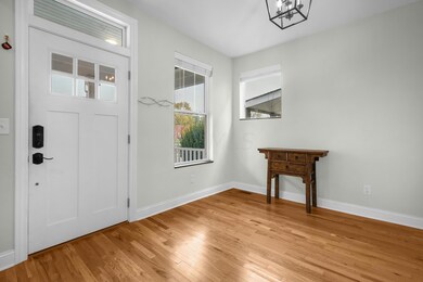 493 Oakwood Ave, Columbus, OH 43205 - photo 5