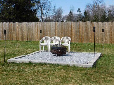 199 Lincoln Ave, Rutland, VT 05701 - photo 5