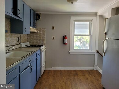41 W Centre St unit B, Woodbury, NJ 08096 - photo 4