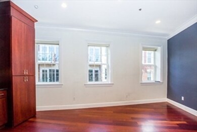 135 Salem St unit 7, Boston, MA 02113 - photo 5
