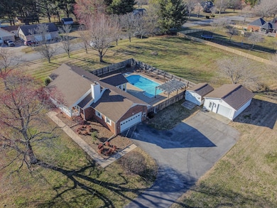 981 Tom Osborne Rd, Columbia, TN 38401 - photo 2