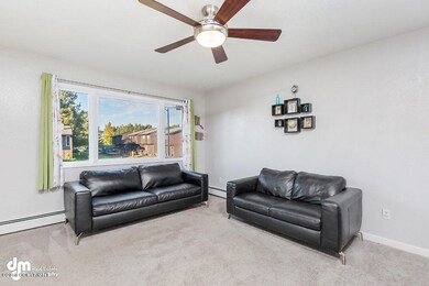 Living Room 20180911-DW-4108-SMALL