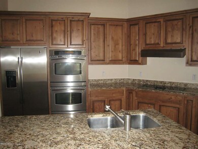 Upgraded Stainless Appliances