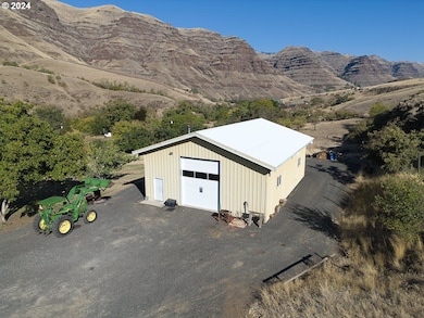 73745 Lower Imnaha Rd, Imnaha, OR 97842 - photo 5