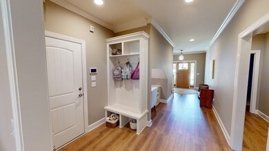 806 Orchard Cir, Dothan, AL 36305 - photo 5