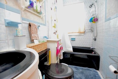 86 Matfield St, West Bridgewater, MA 02379 - photo 6