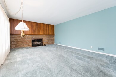 1859 Manchester Ave, Westchester, IL 60154 - photo 3