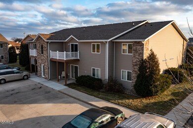 2904 Edgewater Pl SE #3 MLS-3
