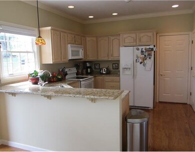 Kitchen. Fully equipped kitchen with granite count