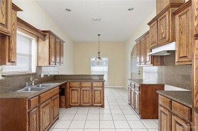 1417 International St, Edinburg, TX 78539 - photo 7