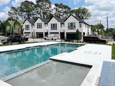 1106 Highland Square Ln, Houston, TX 77091 - photo 7