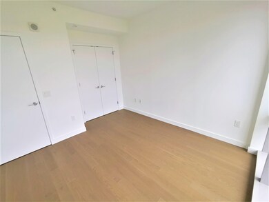 75 Park Ln S unit 902, Jersey City, NJ 07310 - photo 4
