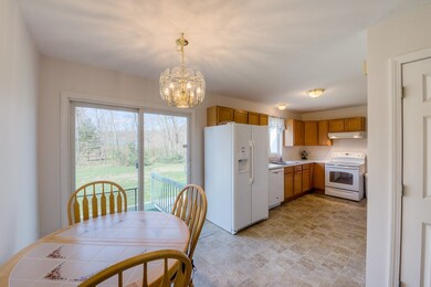 38 Mechanic St, Palmer, MA 01069 - photo 3