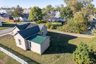 115 S Walnut St, Fairmount, IN 46928 - photo 4