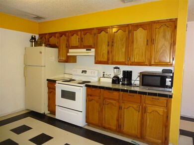 515 E Stewart St, Laredo, TX 78040 - photo 5