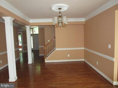 6816 Crofton Colony Ct, Crofton, MD 21114 - photo 5