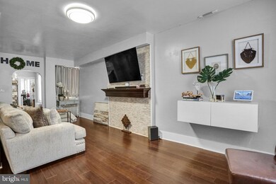 913 N 9th St, Reading, PA 19604 - photo 3