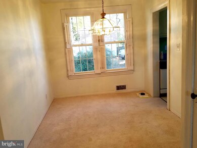 2906 E Lee Ave, Alexandria, VA 22306 - photo 6