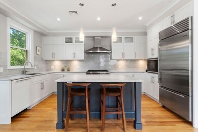 90 Babcock St unit 2, Brookline, MA 02446 - photo 3