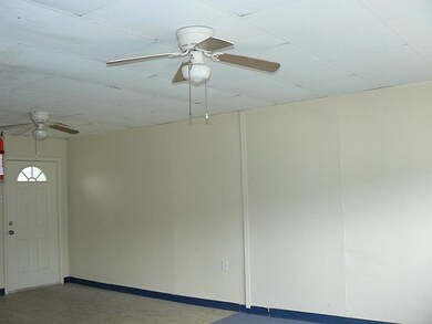 2217 Leaman Ave unit 2, Rosenberg, TX 77471 - photo 5