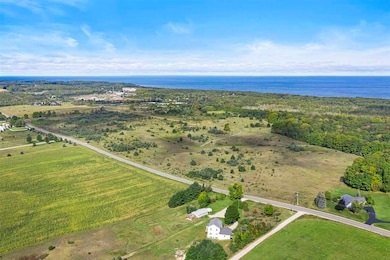 7341 Upper Bayshore Rd, Petoskey, MI 49720 - photo 3