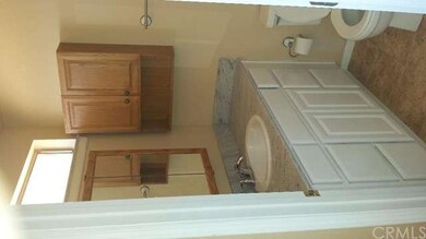 16189 Wimbleton Dr, Victorville, CA 92395 - photo 7