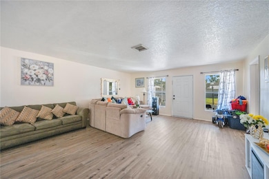 2330 Wydine Dr, Lakeland, FL 33801 - photo 6