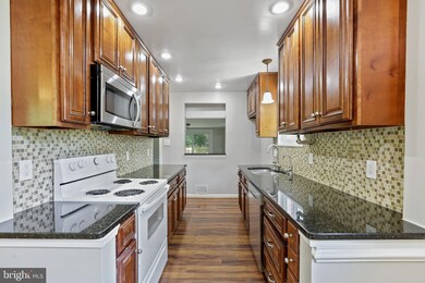 3816 Duston Place, Fairfax, VA 22031 - photo 5