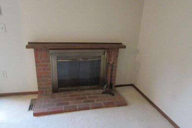6279 Bidwell Ln, Columbus, OH 43213 - photo 7