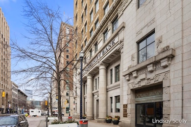 60 Monroe Center St NW unit 10, Grand Rapids, MI 49503 - photo 2