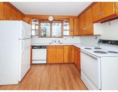 750 Lincoln St, Waltham, MA 02451 - photo 4