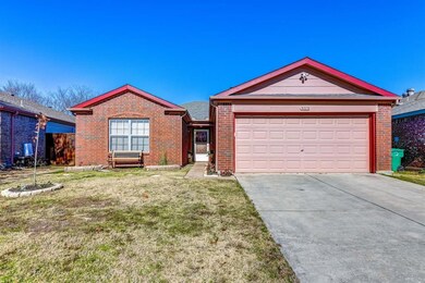 3113 Briary Trace Ct, Denton, TX 76210 - photo 2