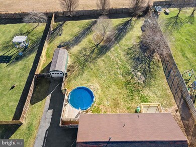 280 Libby Ann Dr, Bunker Hill, WV 25413 - photo 2