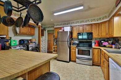 11 Oak Street Extension, Rutland, VT 05701 - photo 5